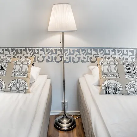 Experience Living Urban